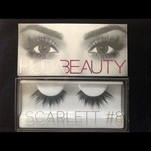 HUDA BEAUTY Scarlett False Eyelashes